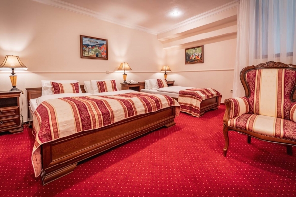 hotel-capital-2019-hires-26-webB2745750-37FA-2AA8-3D53-A453D2C24FCB.jpg
